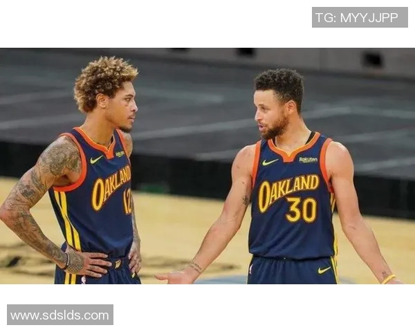 V5在大师赛中的耐力表现分析与战术解读 V5在大师赛中的耐力表现分析与战术解读